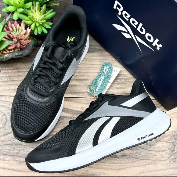 NIB Reebok Energen Run Fuel Foam Running Shoes Sneakers Black - Picture 1 of 15